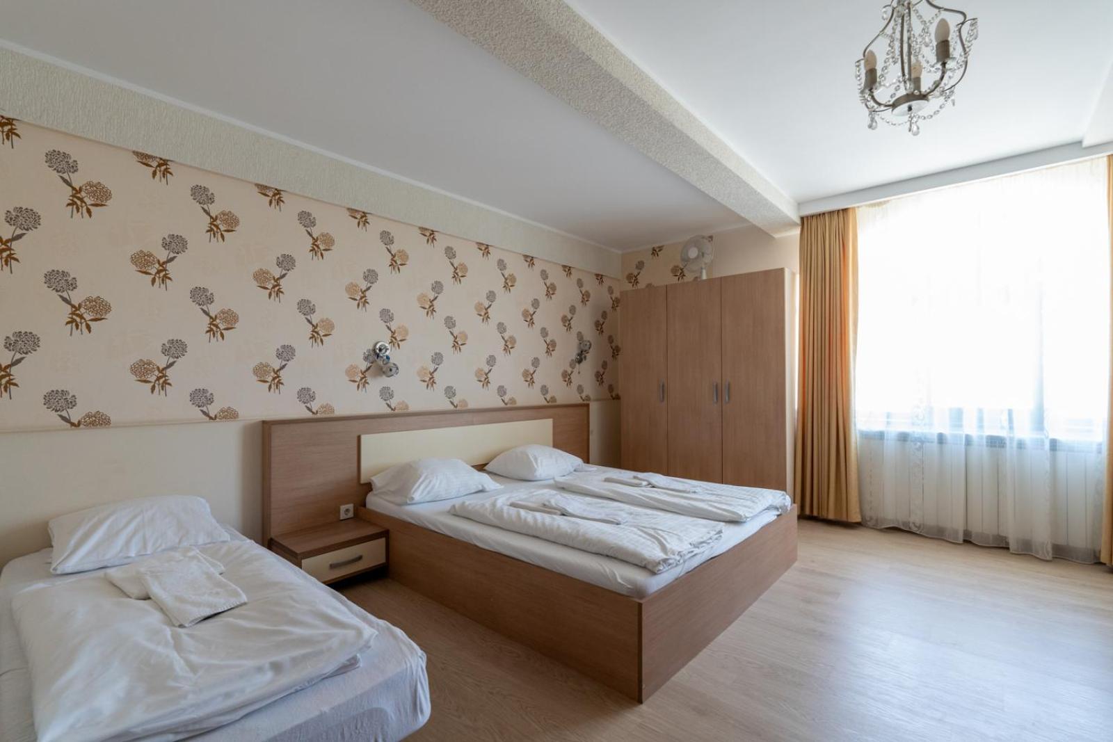Faraway Aparthotel Near Vienna Airport With Anytime Self Check In Bruck an der Leitha Room photo
