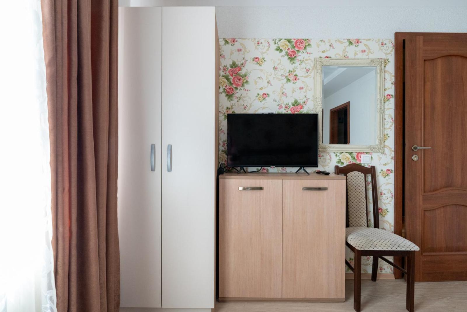 Faraway Aparthotel Near Vienna Airport With Anytime Self Check In Bruck an der Leitha Room photo